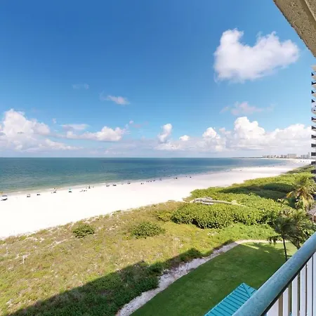 Beachfront Living At The Apollo I On-Site Sunset Grille Tiki-Restaurant